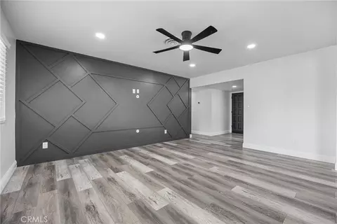 Living - 3113 Pendleton Ct, Bakersfield, CA 93309 photo 2 of 8