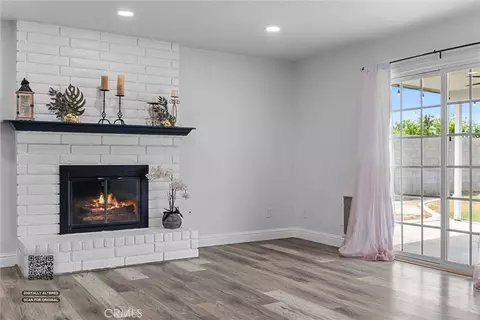 Living - 3113 Pendleton Ct, Bakersfield, CA 93309 photo 7 of 8