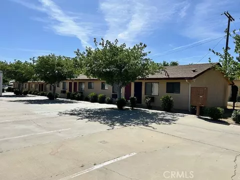 Exterior - 15430 Meyer Rd, Mojave, CA 93501 photo 2 of 4