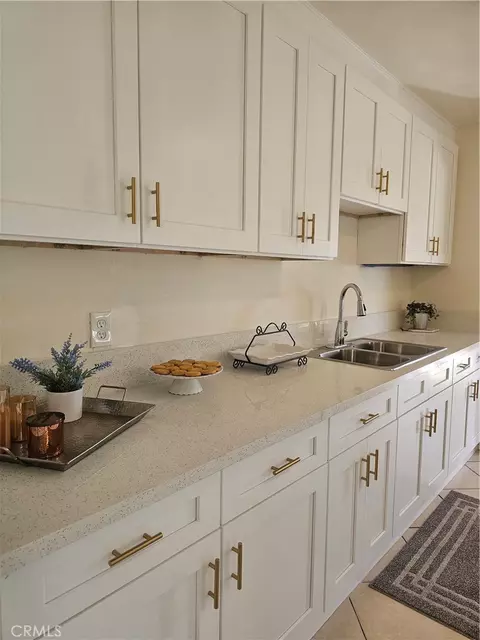 Kitchen - 938 S Tajauta Ave, Compton, CA 90220 photo 2 of 2