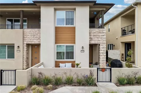 27230 Red Willow Ct, Valencia, CA 91381