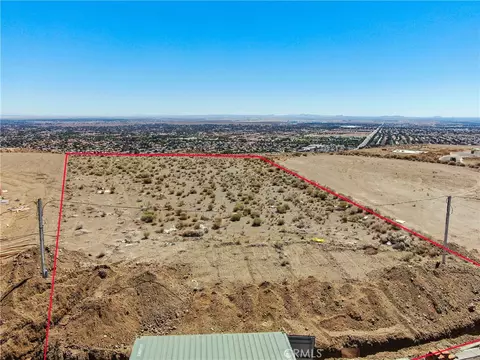 39618 Marina Ct, Palmdale, CA 93551