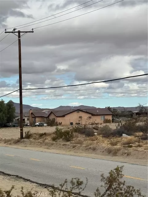 165 E Avenue S, Palmdale, CA 93591