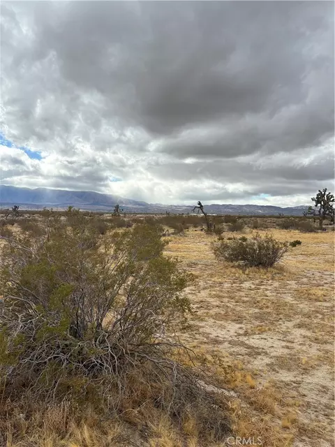 165 E Avenue S8, Palmdale, CA 93591 photo 6