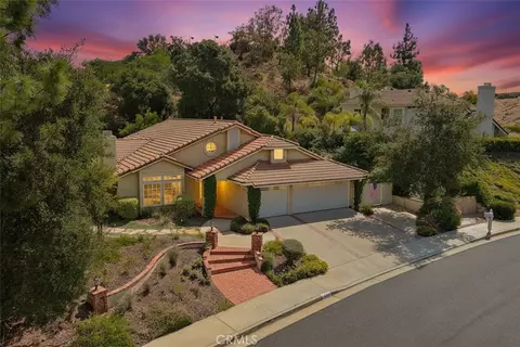 3427 Woodburn Ave, Westlake Village, CA 91361