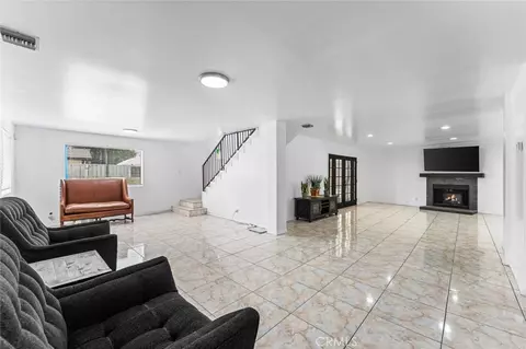 Living - 7431 Vanalden, Reseda, CA 91335 photo 4 of 10