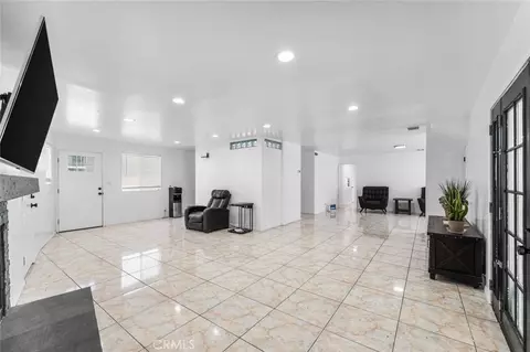 Living - 7431 Vanalden, Reseda, CA 91335 photo 8 of 10