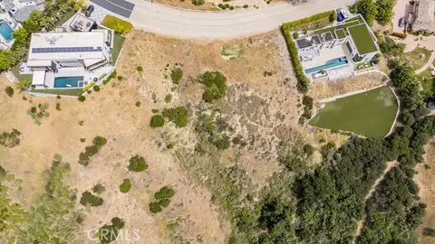 15 Wrangler Ln, Bell Canyon, CA 91307