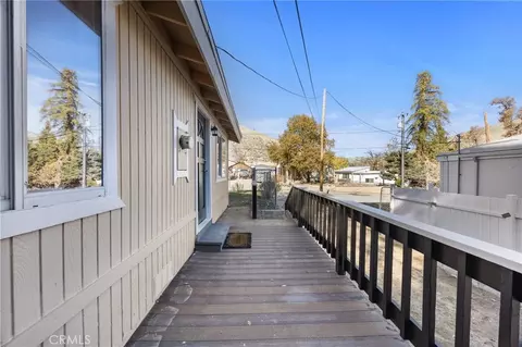 Exterior - 508 South Dr, Lebec, CA 93243 photo 4 of 10