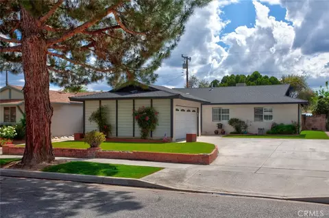 27431 Arriola Ave, Saugus, CA 91350