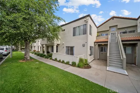 21370 Nandina Ln #103, Newhall, CA 91321