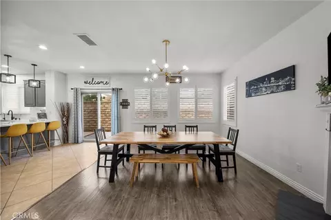 Dining - 28341 Willow Ct, Saugus, CA 91350 photo 1 of 2