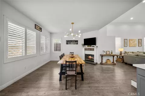 Dining - 28341 Willow Ct, Saugus, CA 91350 photo 2 of 2