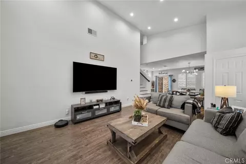 Other - 28341 Willow Ct, Saugus, CA 91350 photo 3 of 7