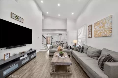 Other - 28341 Willow Ct, Saugus, CA 91350 photo 1 of 7