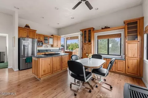 Kitchen - 17041 Summers Dr, Tehachapi, CA 93561 photo 1 of 2