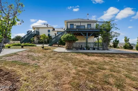 Exterior - 17041 Summers Dr, Tehachapi, CA 93561 photo 11 of 14