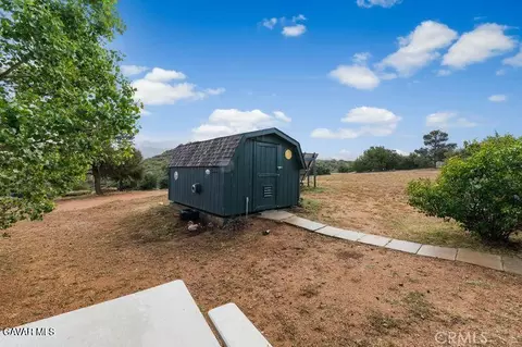 Exterior - 17041 Summers Dr, Tehachapi, CA 93561 photo 13 of 14