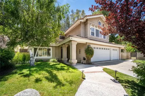 Exterior - 22138 Copper Hl, Saugus, CA 91350 photo 2 of 9