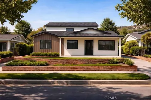 633 Groton Dr, Burbank, CA 91504