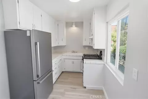 Kitchen - 24047 Arch, Newhall, CA 91321 photo 1 of 1