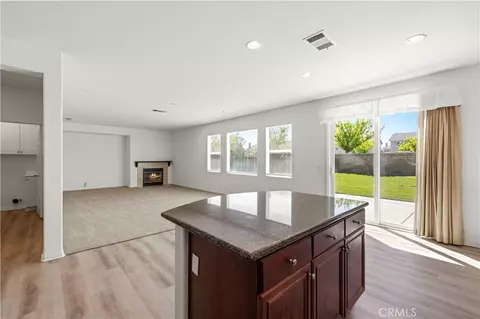 Living - 4244 Jonathon, Lancaster, CA 93536 photo 5 of 13