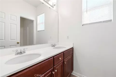 Bath - 4244 Jonathon, Lancaster, CA 93536 photo 1 of 2