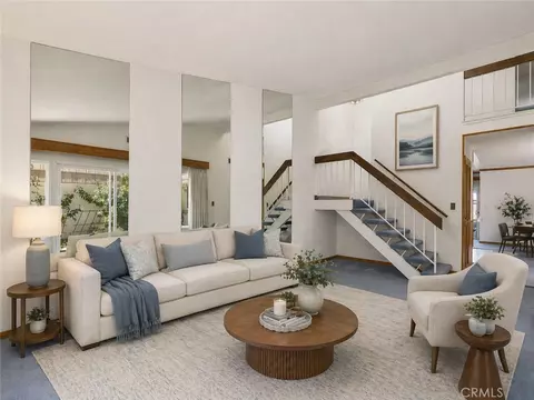 22300 James Alan Cir #3, Chatsworth, CA 91311