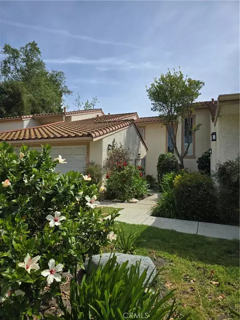 3723 Oak Gln, Newbury Park, CA 91320