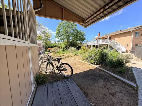 Exterior - 984 Oakmont Ct, Simi Valley, CA 93065 photo 22 of 26