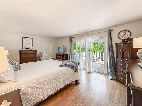 Bedroom - 984 Oakmont Ct, Simi Valley, CA 93065 photo 6 of 8