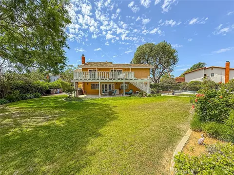 Exterior - 984 Oakmont Ct, Simi Valley, CA 93065 photo 7 of 26