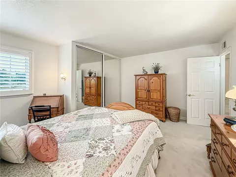 Bedroom - 984 Oakmont Ct, Simi Valley, CA 93065 photo 3 of 8