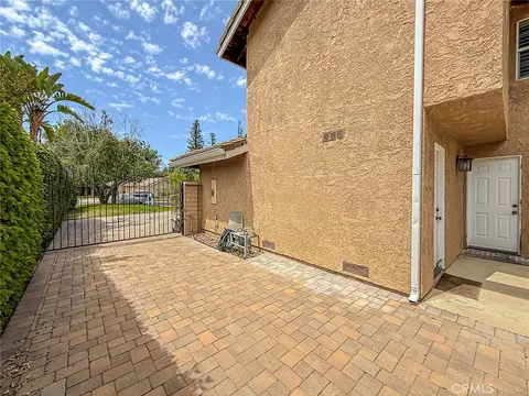 Exterior - 984 Oakmont Ct, Simi Valley, CA 93065 photo 16 of 26