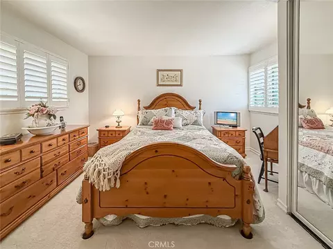 Bedroom - 984 Oakmont Ct, Simi Valley, CA 93065 photo 2 of 8