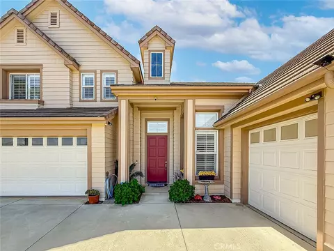 Exterior - 2548 Rudolph, Simi Valley, CA 93065 photo 4 of 11
