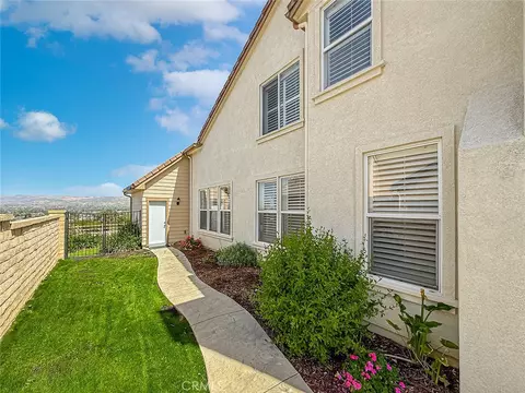 Exterior - 2548 Rudolph, Simi Valley, CA 93065 photo 6 of 11