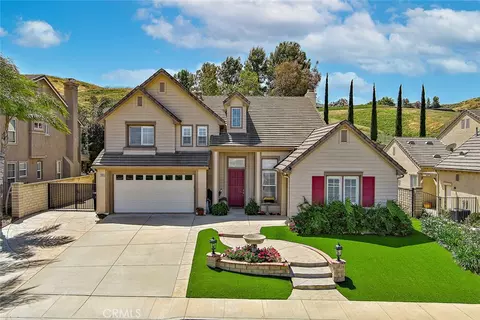 Exterior - 2548 Rudolph, Simi Valley, CA 93065 photo 2 of 11