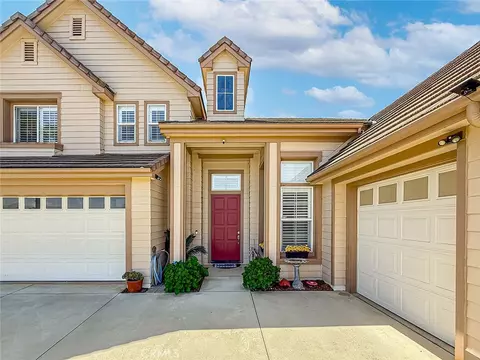 Exterior - 2548 Rudolph, Simi Valley, CA 93065 photo 4 of 10