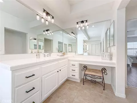 Bath - 2548 Rudolph, Simi Valley, CA 93065 photo 6 of 11