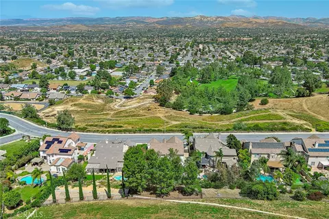 View/Area - 2548 Rudolph, Simi Valley, CA 93065 photo 4 of 8