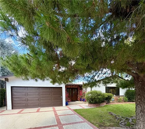 23507 Sylvan, Woodland Hills, CA 91367