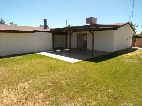 Exterior - 44715 5th St E, Lancaster, CA 93535 photo 3 of 4