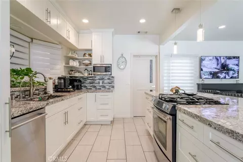 Kitchen - 7284 Saint Estaban St, Tujunga, CA 91042 photo 2 of 5