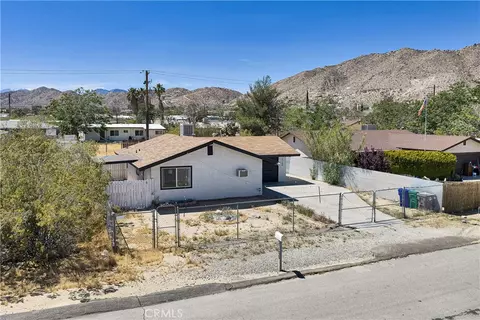 7100 Cholla Ave, Yucca Valley, CA 92284
