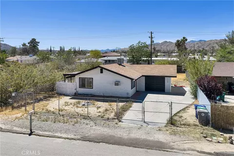View/Area - 7100 Cholla Ave, Yucca Valley, CA 92284 photo 3 of 10