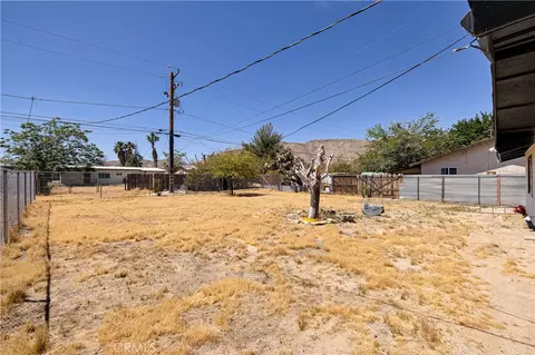 Exterior - 7100 Cholla Ave, Yucca Valley, CA 92284 photo 2 of 9