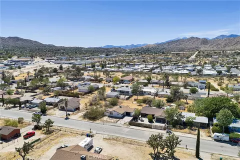 View/Area - 7100 Cholla Ave, Yucca Valley, CA 92284 photo 7 of 10