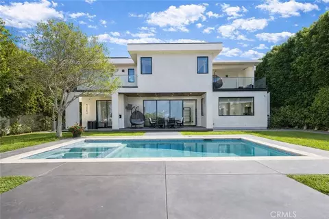 4545 Stern Ave, Sherman Oaks, CA 91423