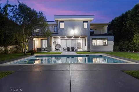 4545 Stern Ave, Sherman Oaks, CA 91423